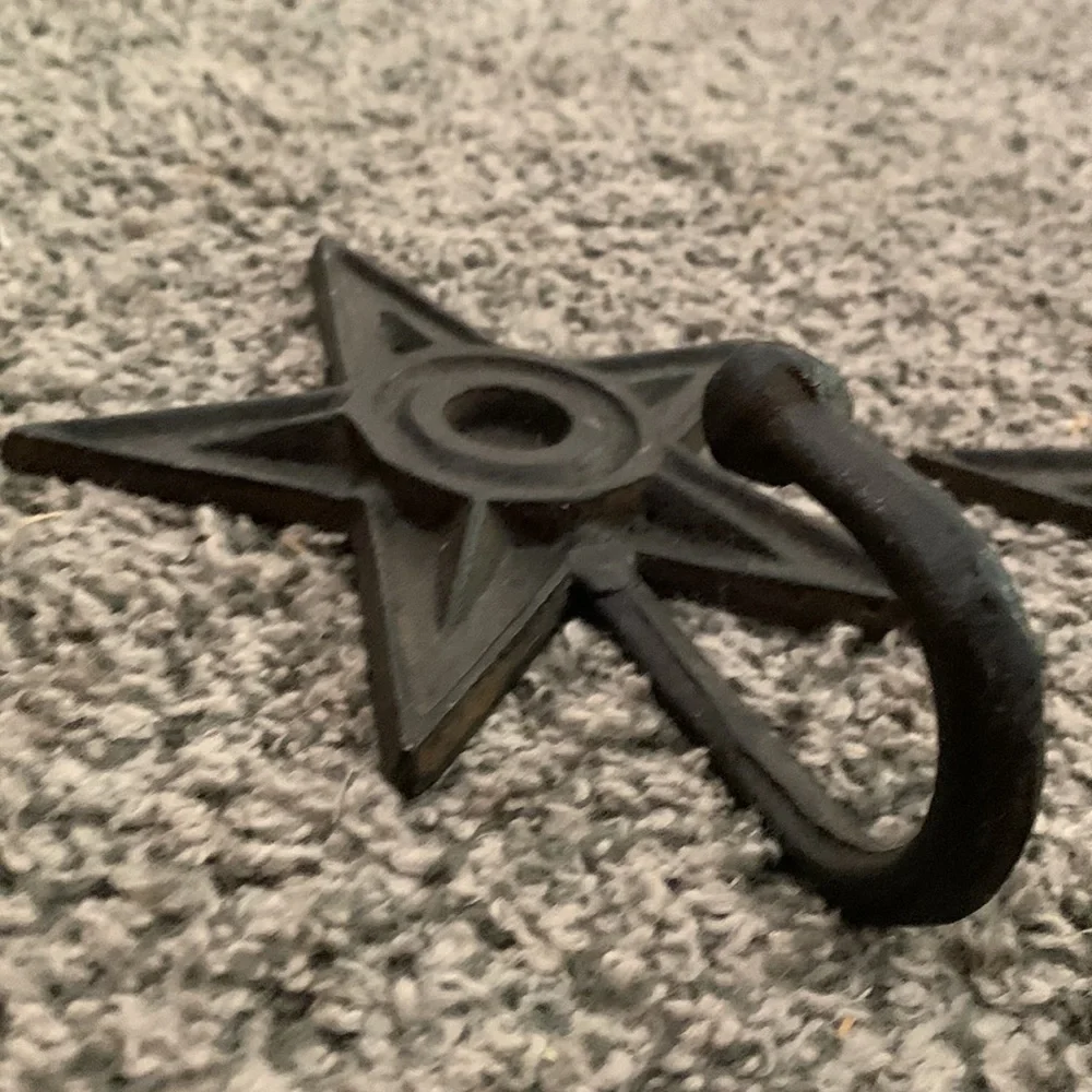 Cast iron star decor hook